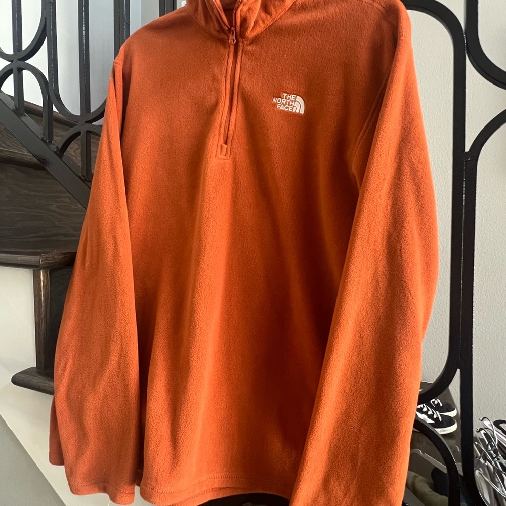 Men’s North Face Orange Fleece Pullover Size M